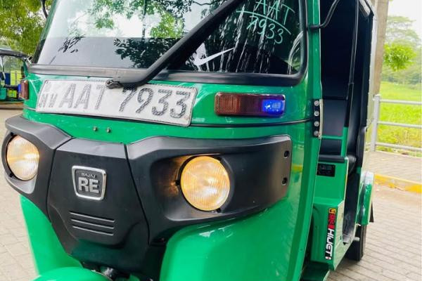 BAJAJ 2014 4 STROKE