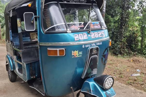 BAJAJ 1998 2 STROKE