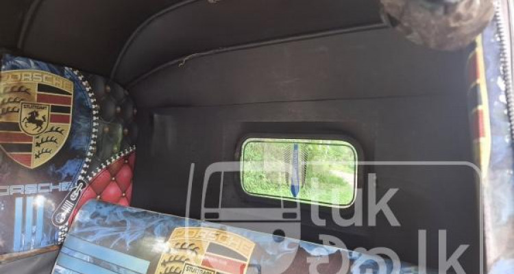 BAJAJ 1998 2 STROKE
