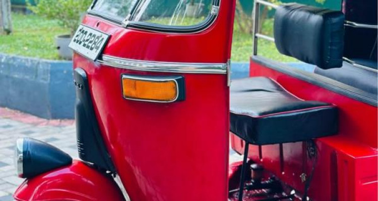 BAJAJ 1995 2 STROKE