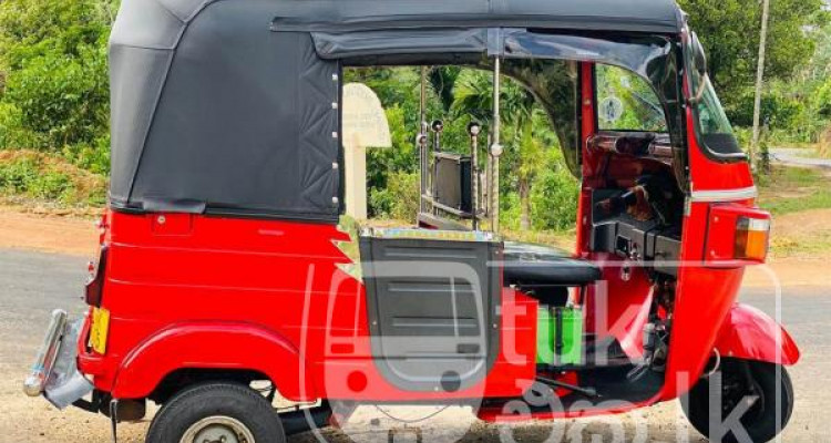 BAJAJ 2013 4 STROKE