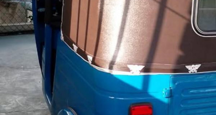BAJAJ 2009 4 STROKE