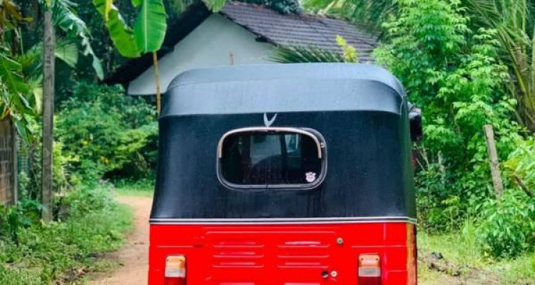 BAJAJ 2009 4 STROKE