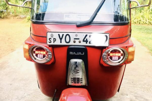 BAJAJ 2011 4 STROKE