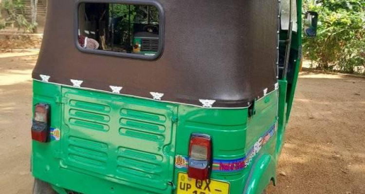 BAJAJ 2010 4 STROKE