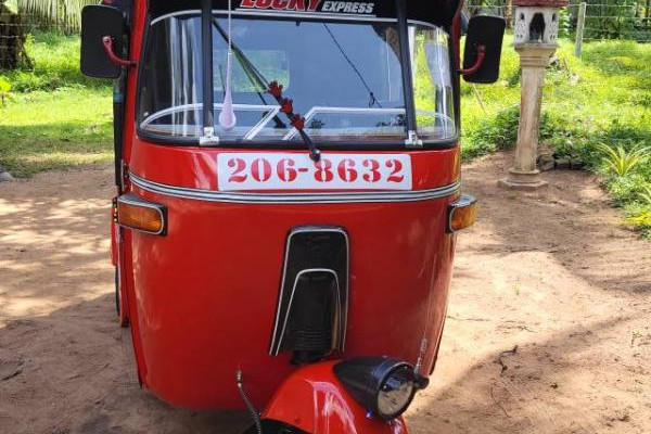 BAJAJ 1999 2 STROKE