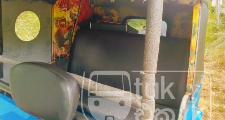 BAJAJ 2015 4 STROKE
