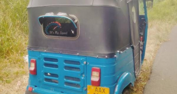 BAJAJ 2015 4 STROKE