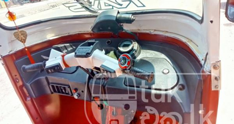 BAJAJ 2011 4 STROKE