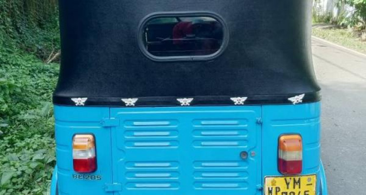 BAJAJ 2011 4 STROKE