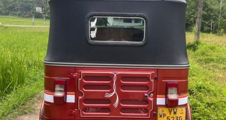 BAJAJ 2012 4 STROKE
