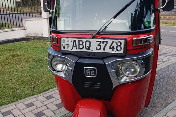BAJAJ 2017 4 STROKE