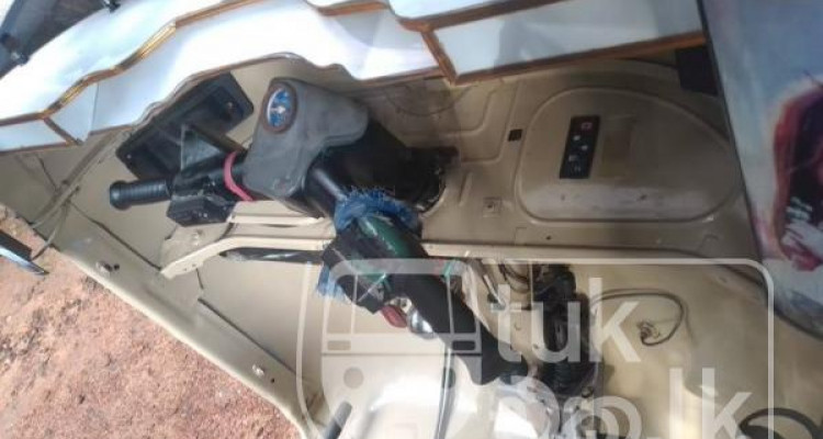 BAJAJ 2009 4 STROKE