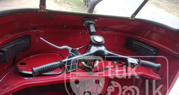 BAJAJ 2004 2 STROKE