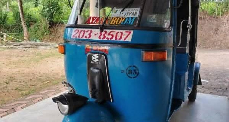 BAJAJ 1997 2 STROKE
