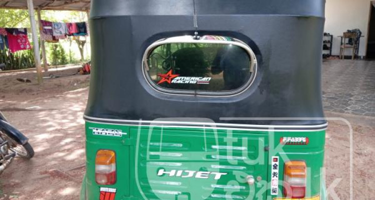 BAJAJ 2011 4 STROKE