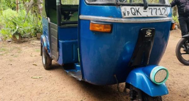 BAJAJ 2007 4 STROKE