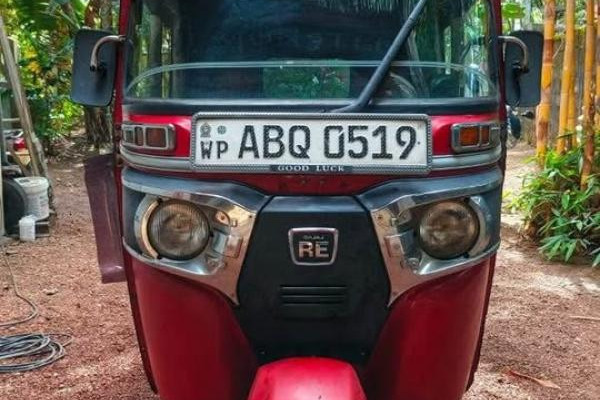 BAJAJ 2017 4 STROKE