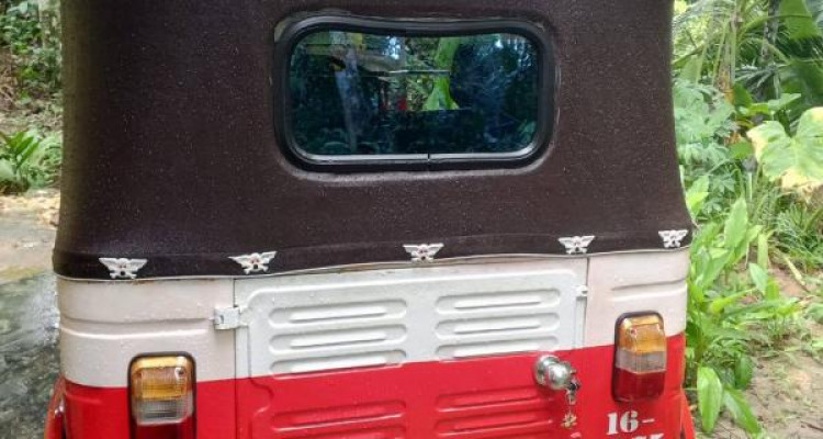 BAJAJ 1988 2 STROKE
