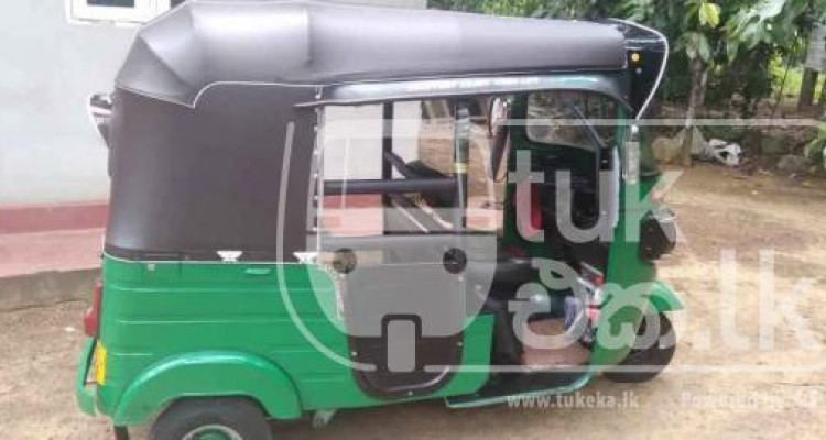 BAJAJ 2015 4 STROKE