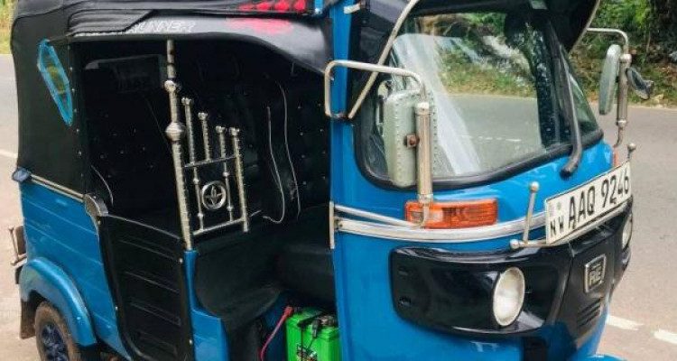 BAJAJ 2014 4 STROKE
