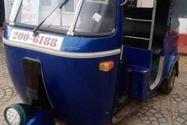 BAJAJ 1995 2 STROKE