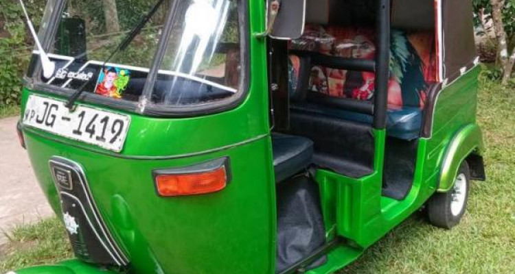BAJAJ 2004 2 STROKE