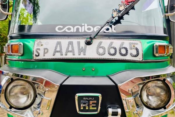 BAJAJ 2015 4 STROKE