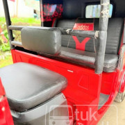 BAJAJ 2019 4 STROKE
