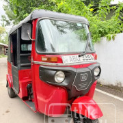 BAJAJ 2019 4 STROKE