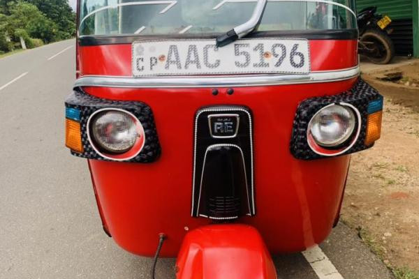 BAJAJ 2012 4 STROKE