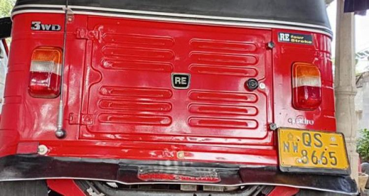 BAJAJ 2009 4 STROKE