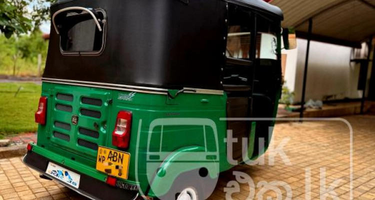 BAJAJ 2016 4 STROKE