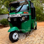 BAJAJ 2016 4 STROKE