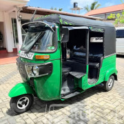 BAJAJ 2015 4 STROKE