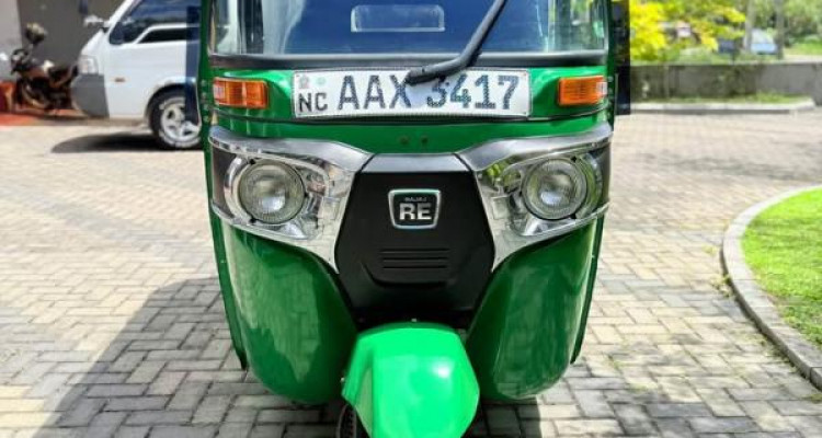 BAJAJ 2015 4 STROKE