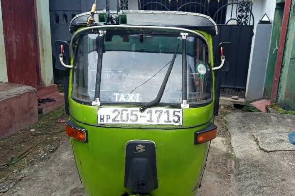 BAJAJ 1999 2 STROKE