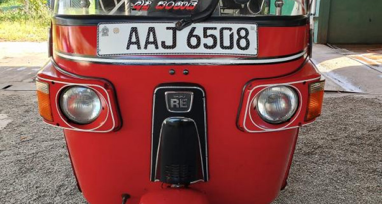 BAJAJ 2012 4 STROKE