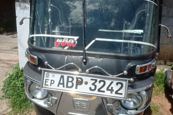 BAJAJ 2017 4 STROKE