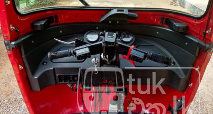BAJAJ 2017 4 STROKE