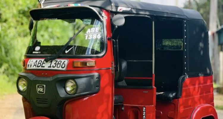 BAJAJ 2015 4 STROKE