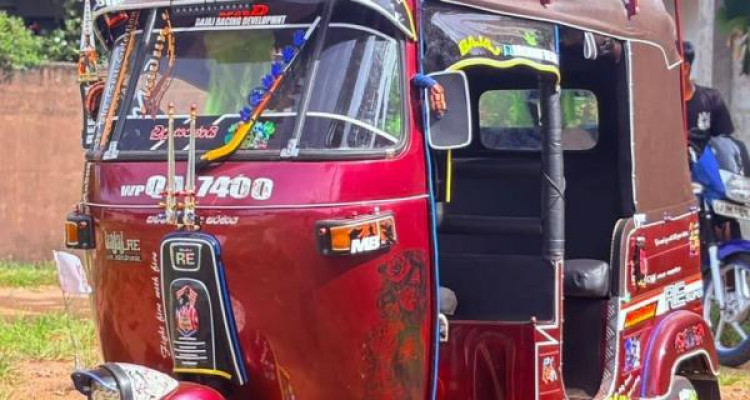 BAJAJ 2005 2 STROKE