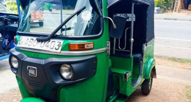 BAJAJ 2016 4 STROKE
