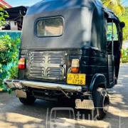 BAJAJ 2010 4 STROKE