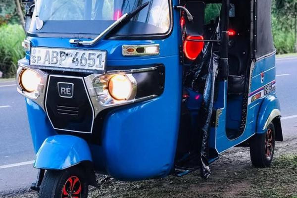 BAJAJ 2017 4 STROKE