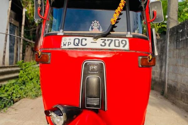 BAJAJ 2005 2 STROKE