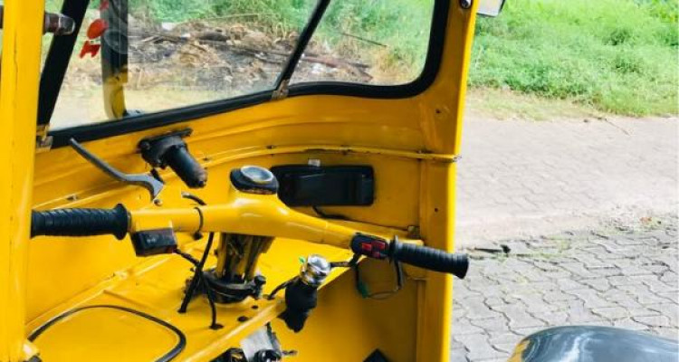BAJAJ 1989 2 STROKE
