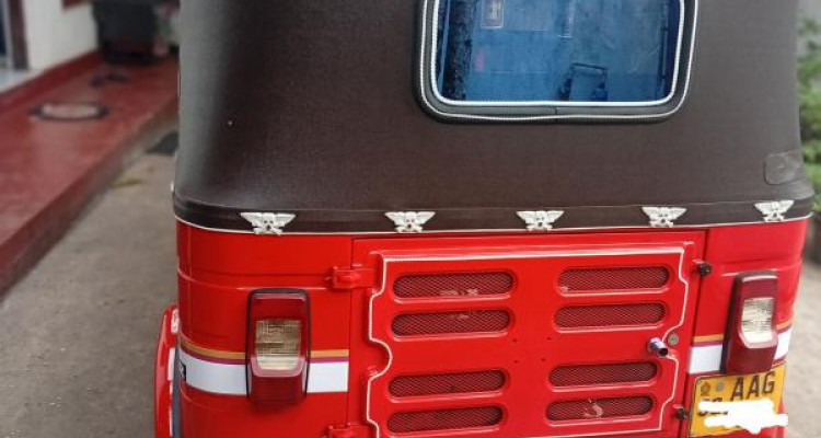 BAJAJ 2013 4 STROKE