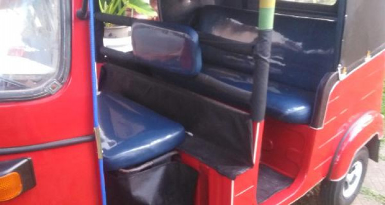 BAJAJ 2005 2 STROKE