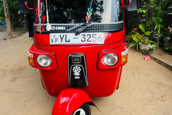 BAJAJ 2012 4 STROKE